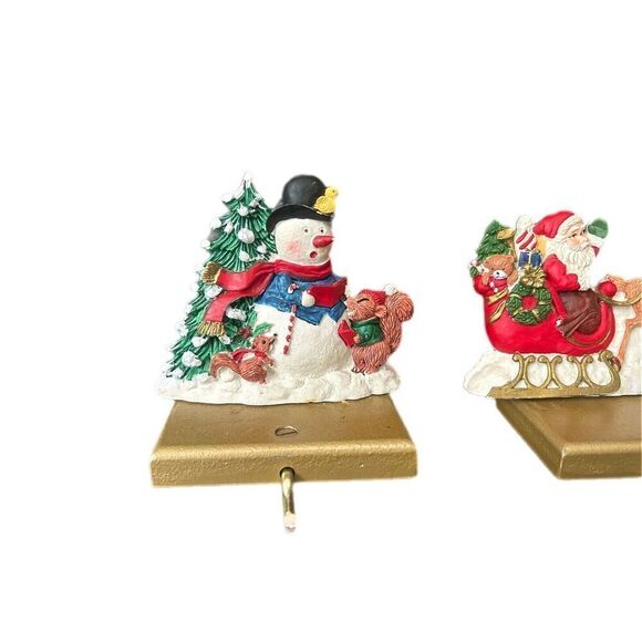 Lot Of 4 Vintage Cast Iron Santa Nutcracker Reindeer Christmas Stocking Holders - Picture 2 of 6